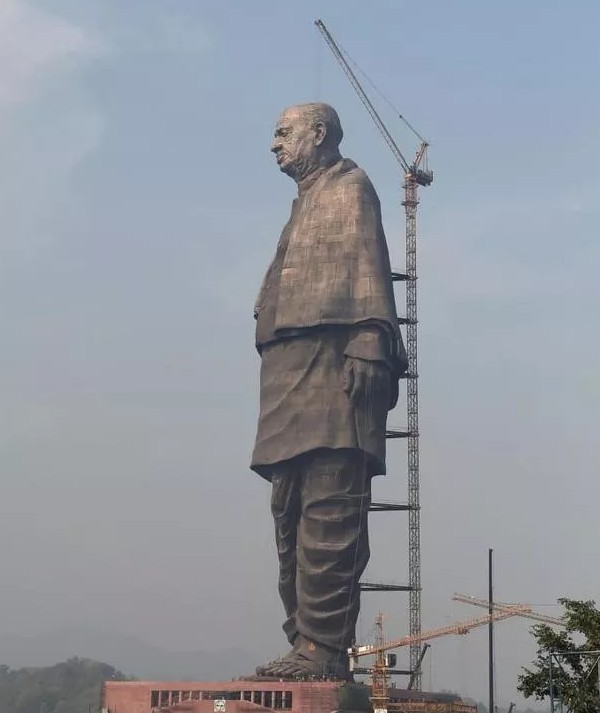 印度斥巨资建成全球最高铸铜雕塑花费4.1个亿！
