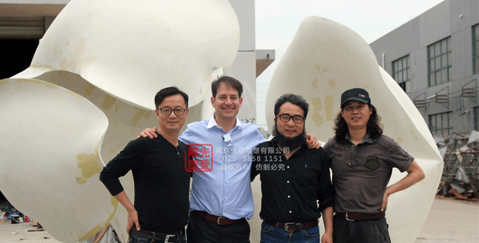 南京先登不锈钢雕塑厂家的优势！